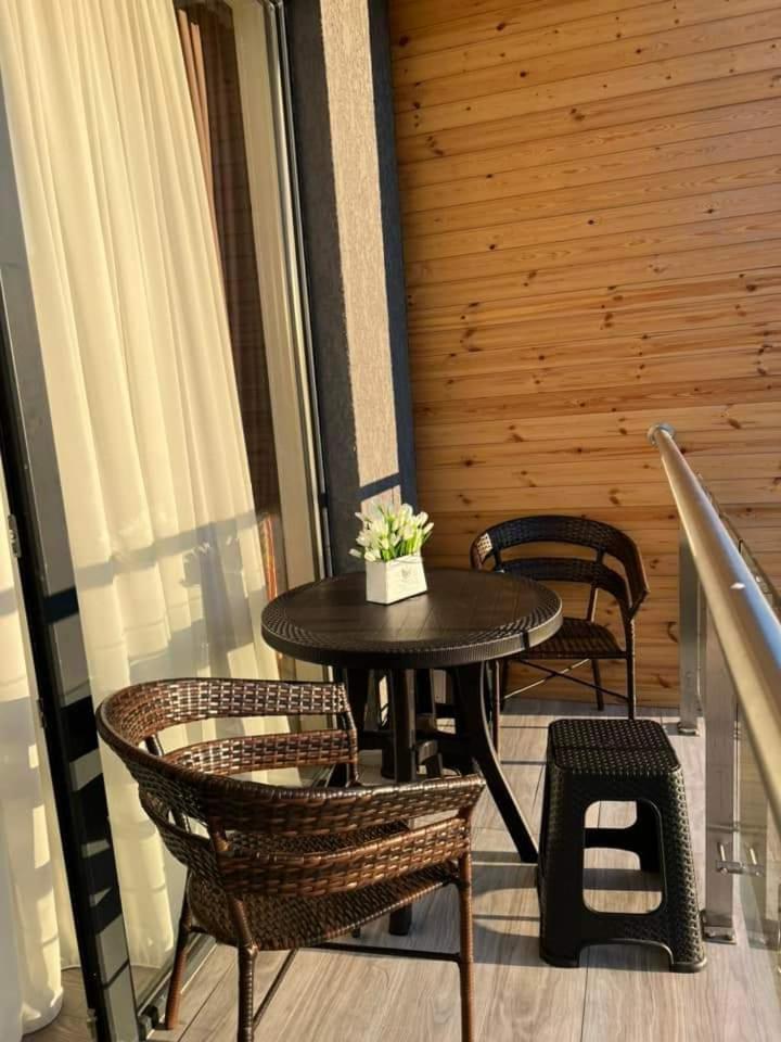 Apartment In באטומי חדר תמונה